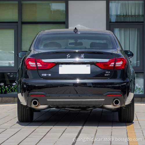 Hongqi الصينية المبيعات المبيعات 5 مقاعد 2.0T سيدان هونغكي H7 السرعة 200km/ساعة البنزين